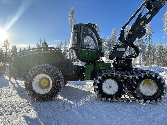 John Deere 1170G 17 of 24