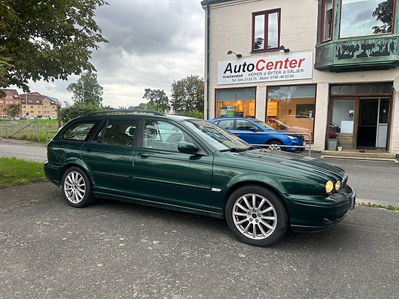 Jaguar X-TYPE 2 of 11