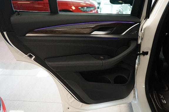 BMW X3 20 of 27