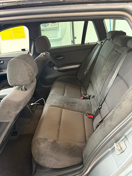 BMW 320d 6 of 7