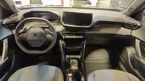 Peugeot 2008 10 of 12