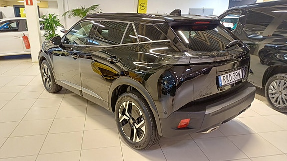 Peugeot 2008 4 of 12