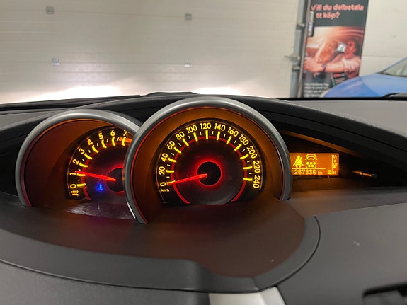 Toyota Verso 16 of 17