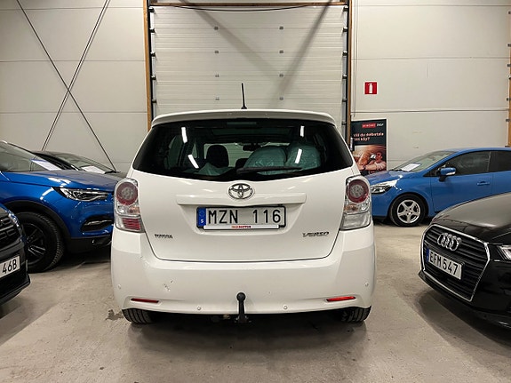 Toyota Verso 4 of 17
