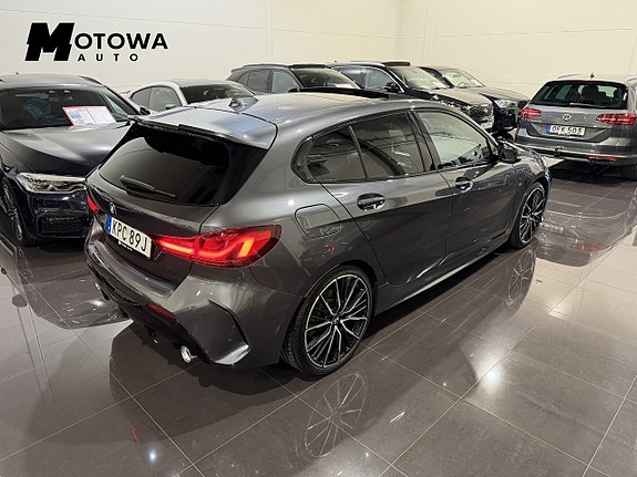 BMW 120d 3 of 25