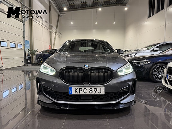 BMW 120d 6 of 25