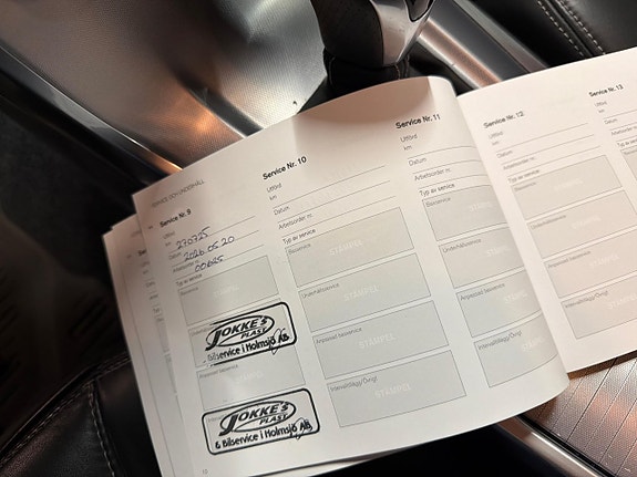Volvo XC70 25 of 25