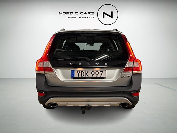 Volvo XC70 3 of 25