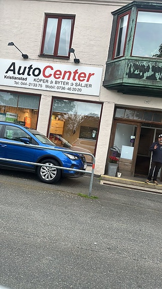 Volkswagen Passat 13 of 17