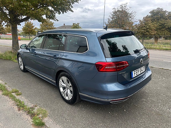 Volkswagen Passat 5 of 17