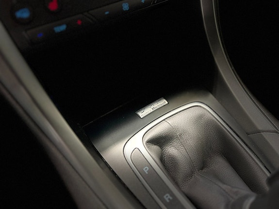 Ford Mondeo 23 of 27