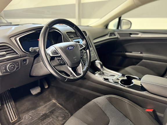 Ford Mondeo 10 of 27