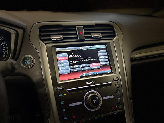 Ford Mondeo 20 of 27
