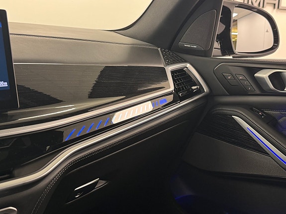 BMW X5 13 of 20