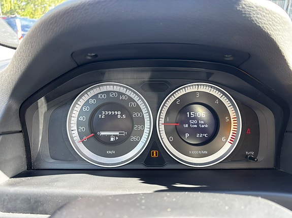 Volvo V70 15 of 16