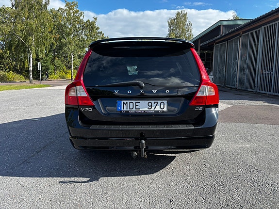 Volvo V70 4 of 16