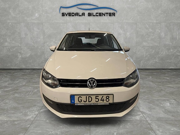 Volkswagen Polo 2 of 12