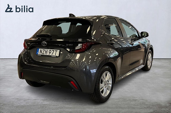 Toyota Yaris 19 of 21
