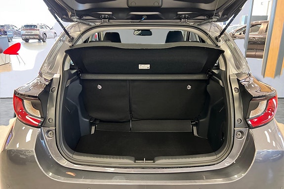 Toyota Yaris 12 of 21