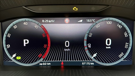 Skoda Superb 14 of 19