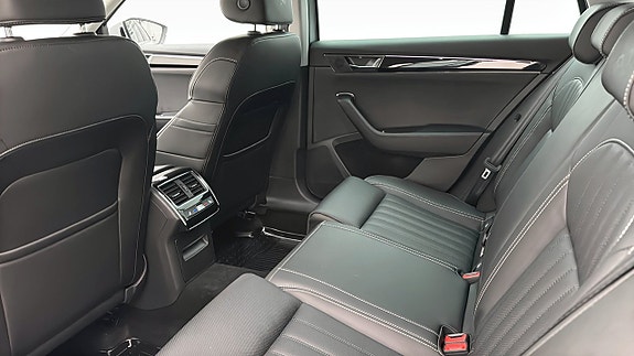 Skoda Superb 11 of 19