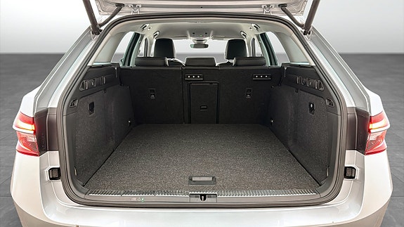 Skoda Superb 12 of 19