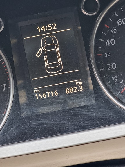 Volkswagen Passat CC 5 of 8