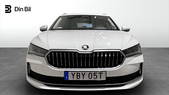 Skoda Superb 4 of 14