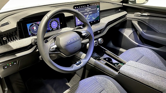 Skoda Superb 7 of 14