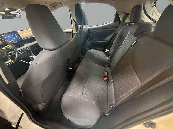 Toyota Yaris 9 of 22