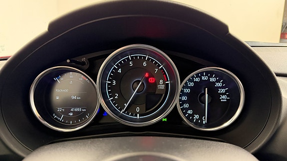Mazda MX-5 10 of 19