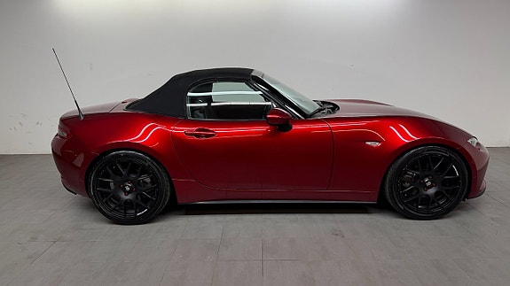 Mazda MX-5 18 of 19