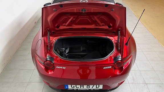 Mazda MX-5 6 of 19