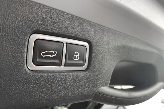 Kia Sorento 18 of 30