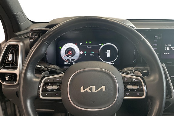 Kia Sorento 12 of 30