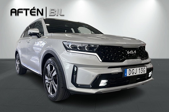 Kia Sorento 4 of 30