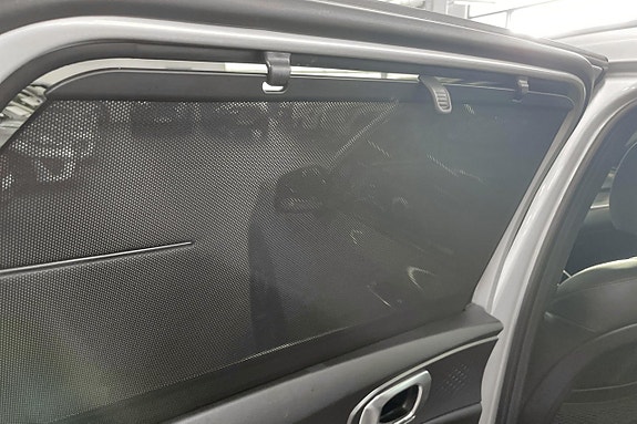 Kia Sorento 23 of 30