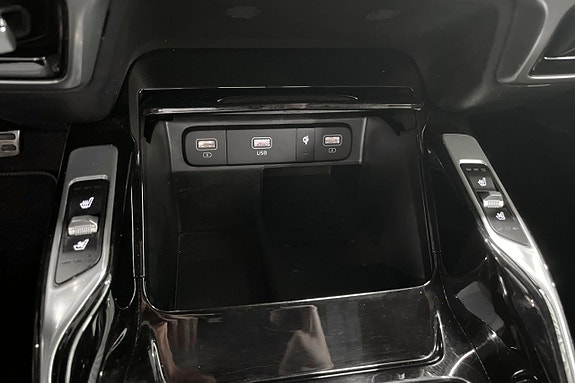 Kia Sorento 28 of 30