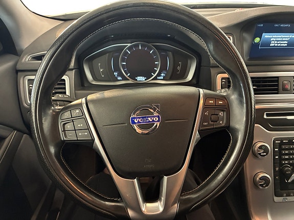 Volvo V70 13 of 24
