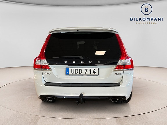 Volvo V70 4 of 24