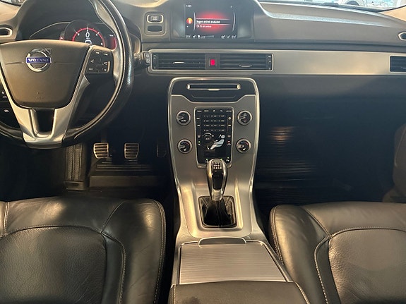 Volvo V70 15 of 24