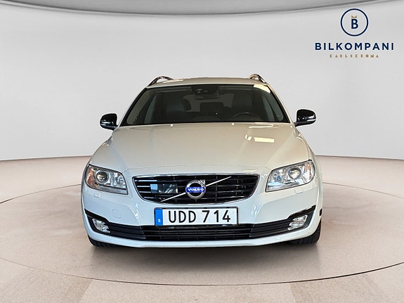 Volvo V70 8 of 24
