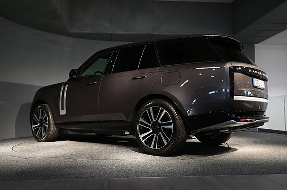 Land Rover Range Rover 4 of 30
