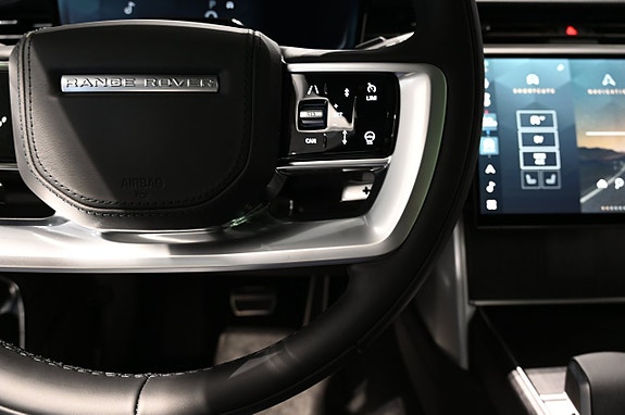 Land Rover Range Rover 19 of 30