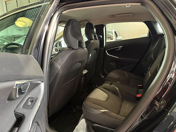 Volvo V40 19 of 19