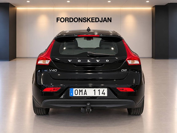 Volvo V40 6 of 19