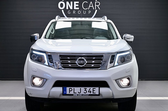 Nissan Navara 2 of 21