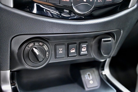 Nissan Navara 18 of 21