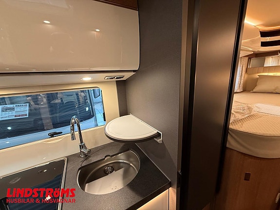 Carthago C1-tourer T 143 KB-LE comfort 4.2t (MB) 11 of 25