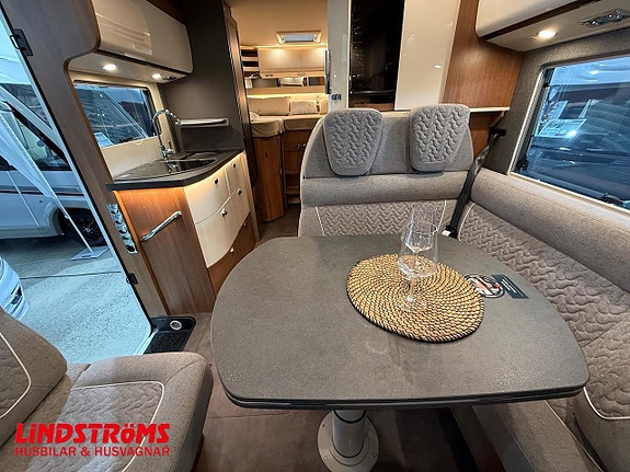 Carthago C1-tourer T 143 KB-LE comfort 4.2t (MB) 5 of 25